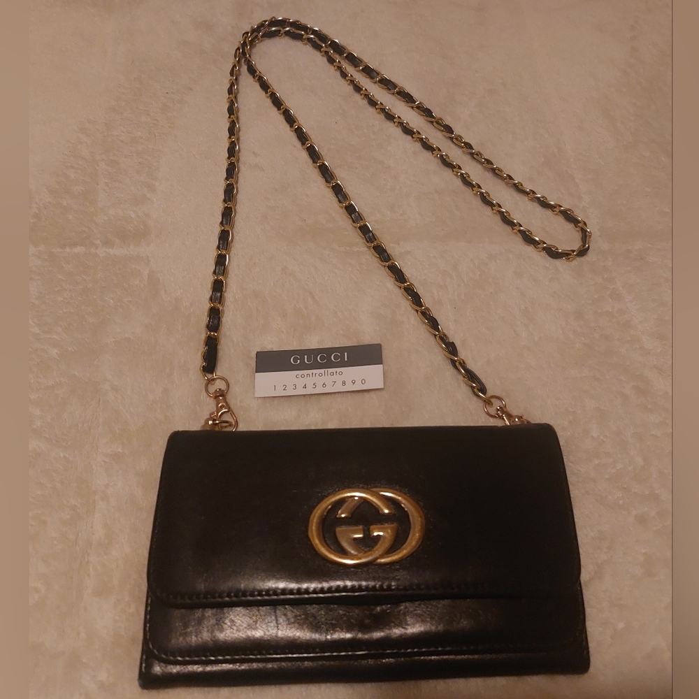 Gucci Wallet on Chain